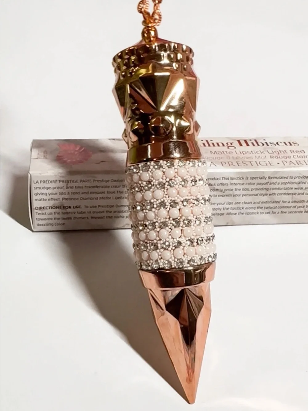 LA PRESTIGE • PARIS Smiling Hibisous Luxury Lipstick Charm